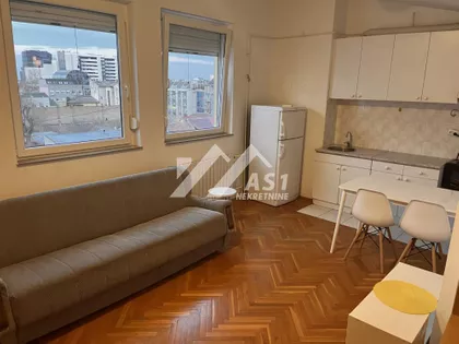 Petra Drapšina | 4zida.rs