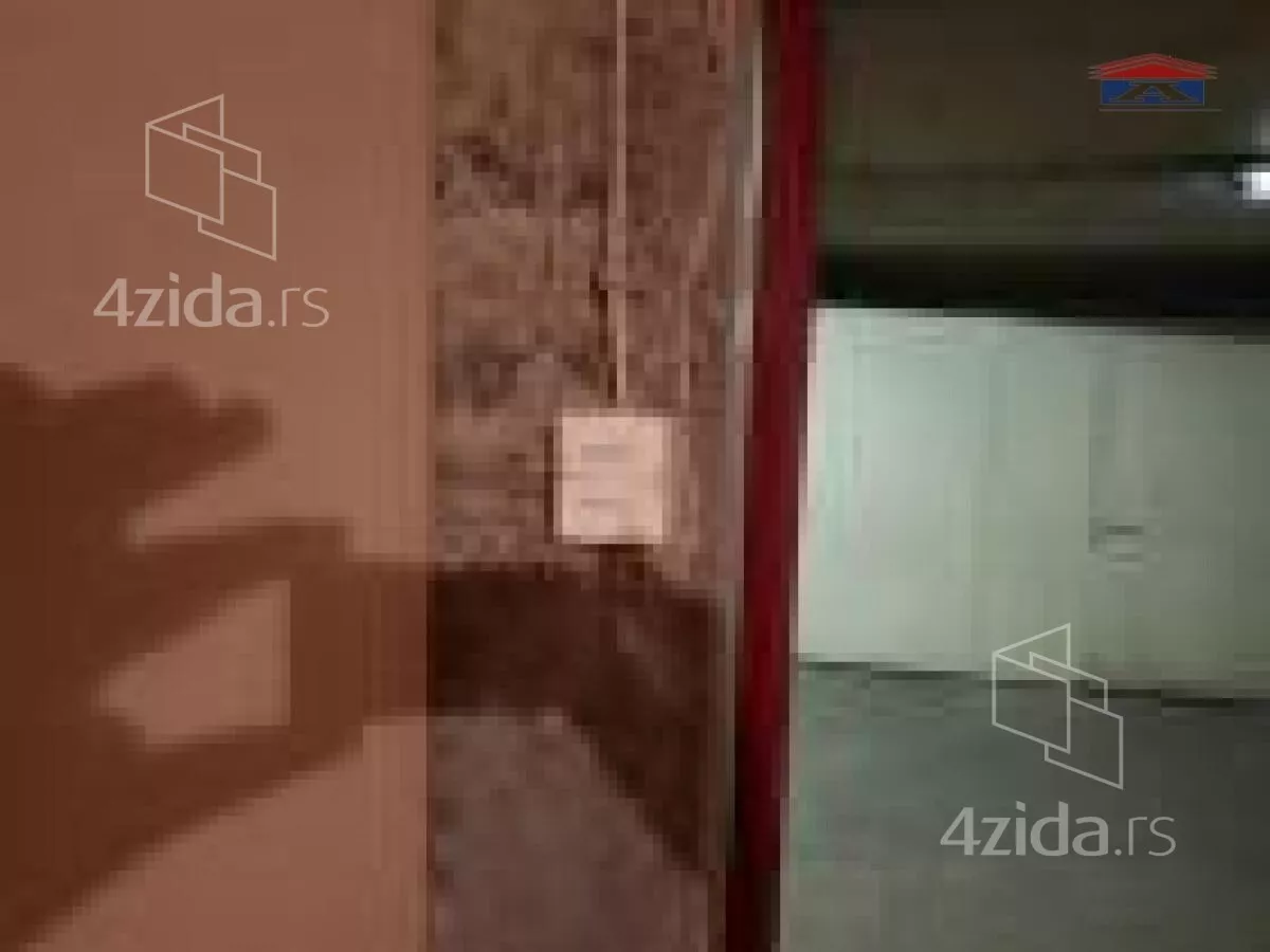 Garaža | 4zida