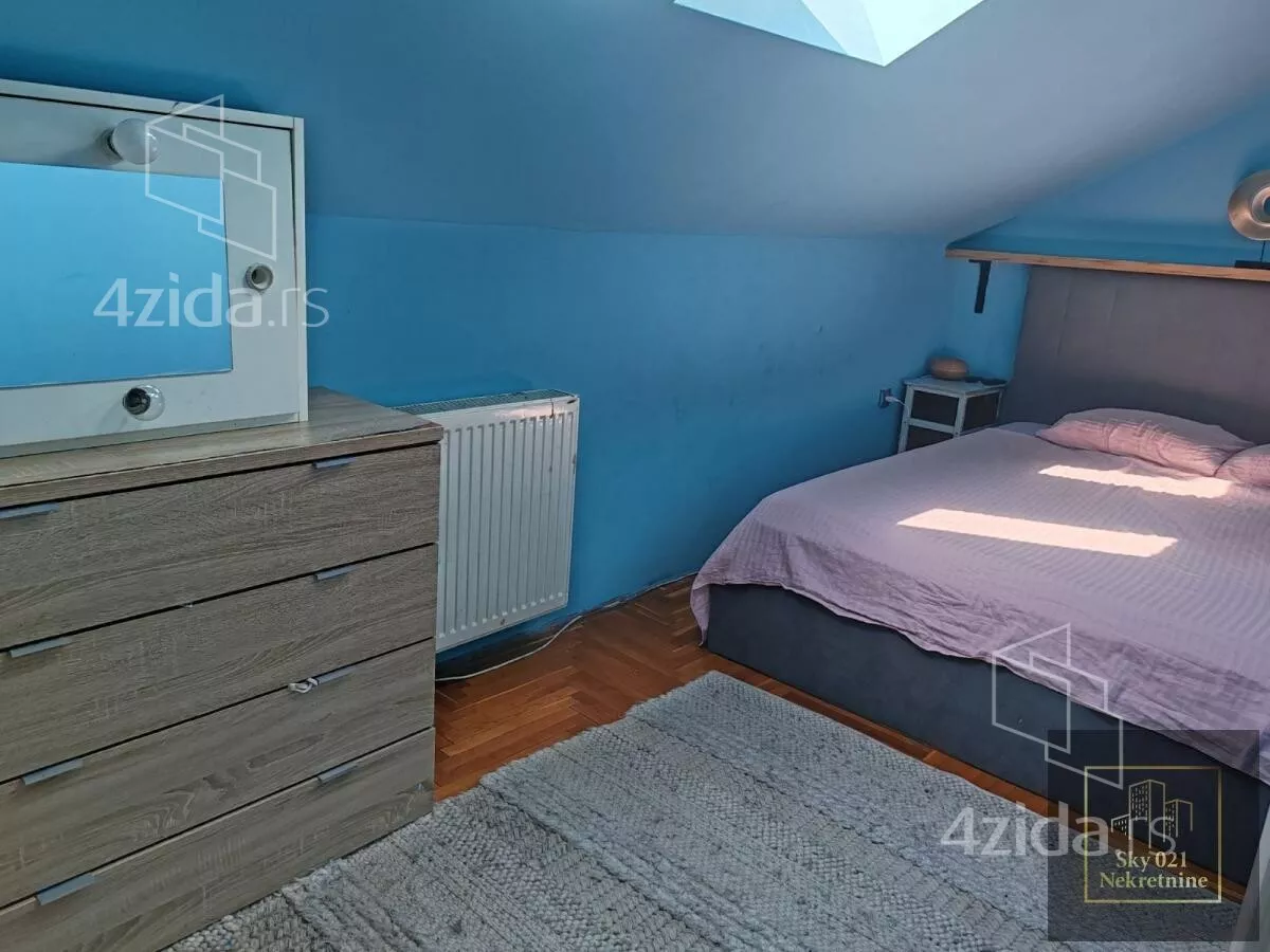 Troiposoban stan | 4zida