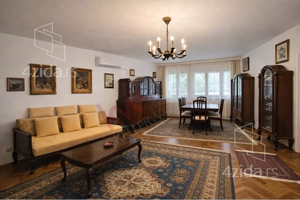 Petosoban stan | 4zida