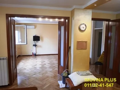 Dušana Vukasovića | 4zida.rs