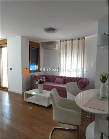 Južni Bulevar | 4zida.rs