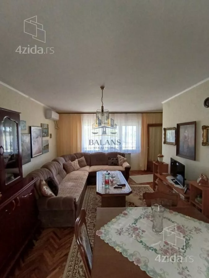 Kuća | 4zida