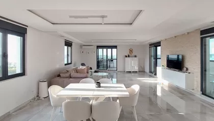 MARSALA TITA | 4zida.rs