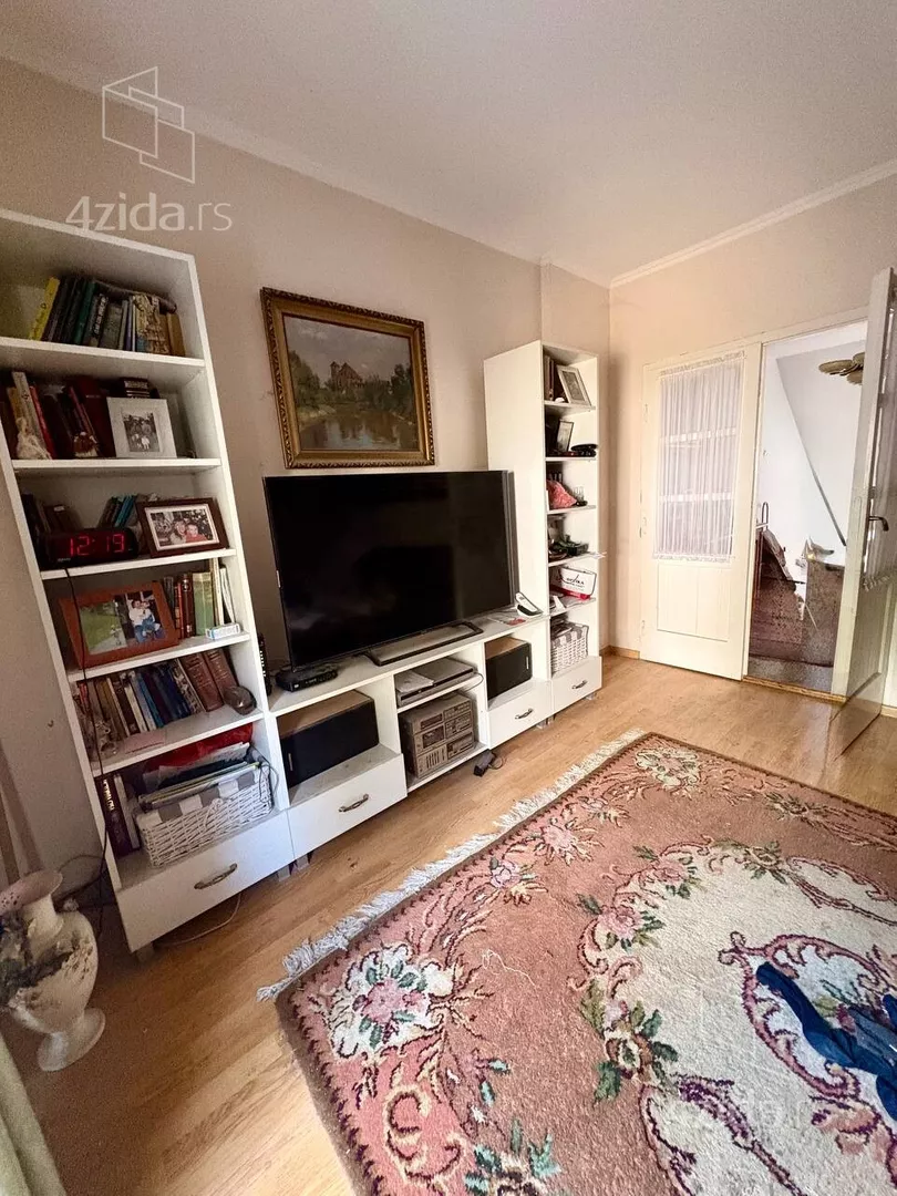 3-etažna kuća | 4zida