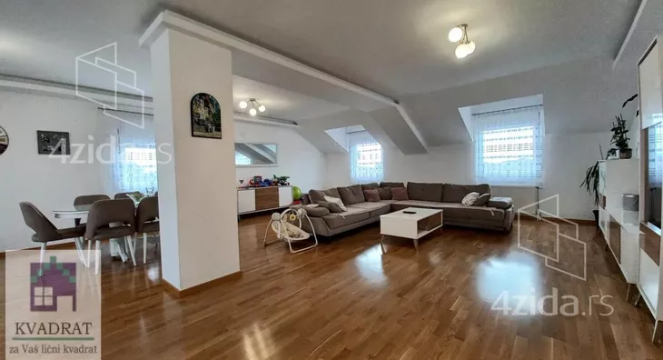 Petosoban stan | 4zida