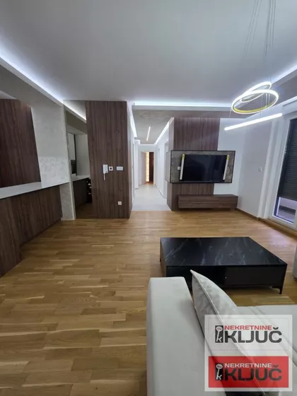 Sremska Kamenica | 4zida.rs