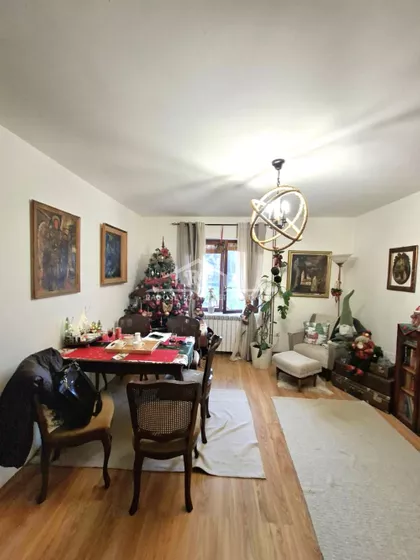 Put za pećinu | 4zida.rs