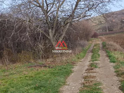 Karlovačkih Vinogradara | 4zida.rs