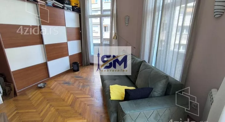 Četvoroiposoban stan | 4zida