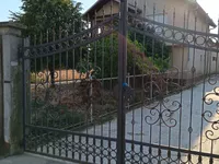 Crna Bara, Okolne lokacije, Bogatić | 4zida.rs