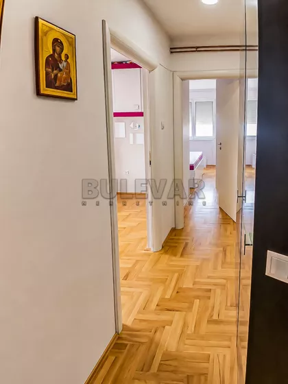 Franca Vintera | 4zida.rs