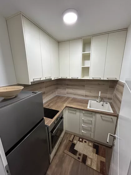 Milovana Gušića 38 | 4zida.rs