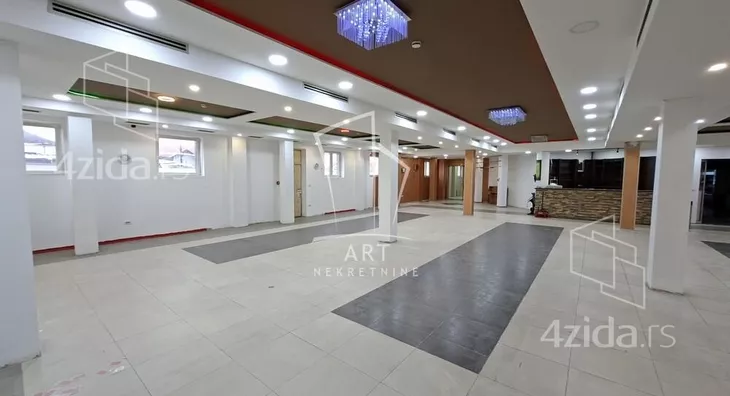 Poslovni prostor | 4zida