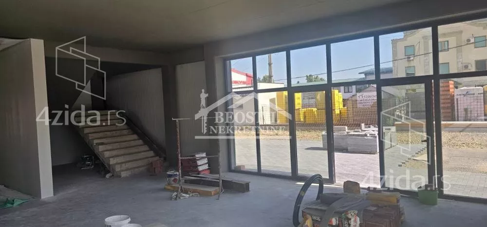 Poslovni prostor | 4zida