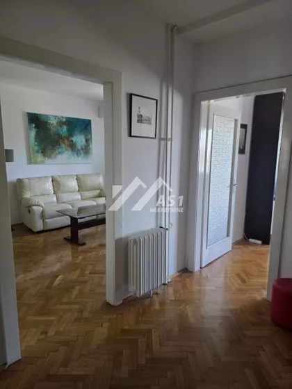 Vojvode Mišića | 4zida.rs