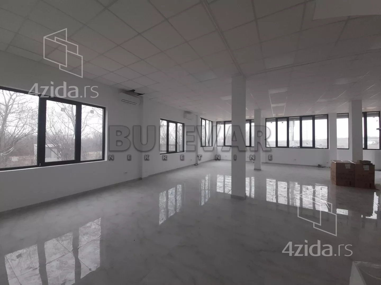 Lokal | 4zida