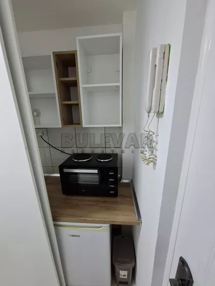 Knjazevačka | 4zida.rs