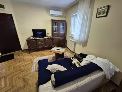 Vojvode Vlahovića | 4zida.rs