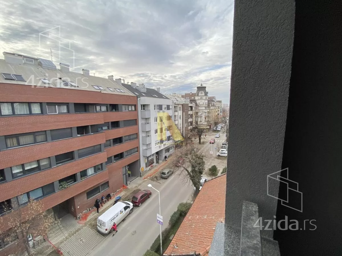 Garsonjera | 4zida