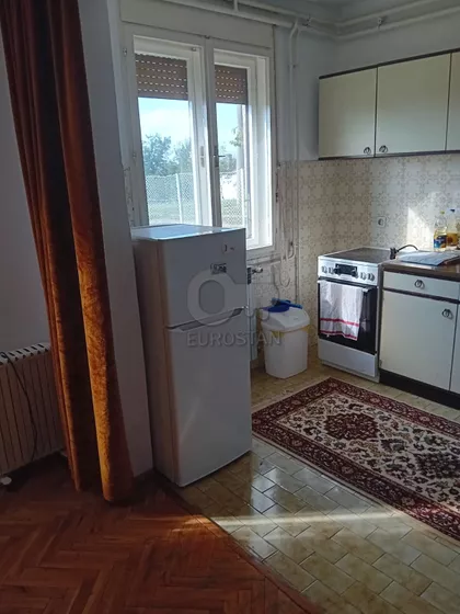 Trešnjinog cveta | 4zida.rs