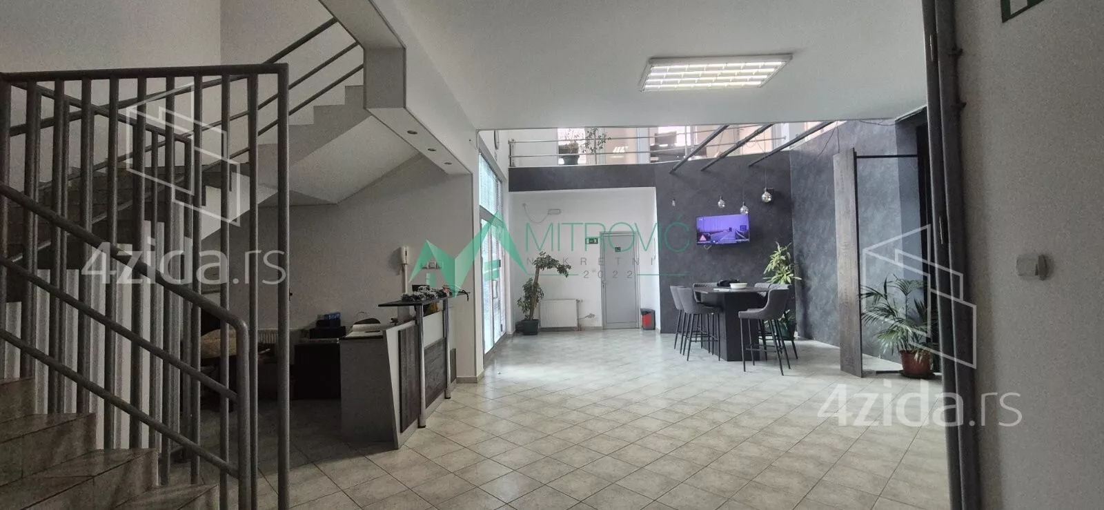 Poslovni prostor | 4zida