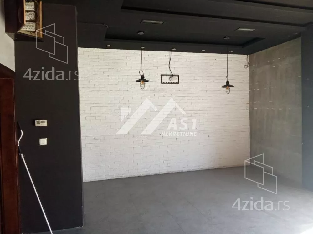 Lokal | 4zida