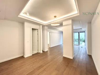 Botanička Bašta | 4zida.rs