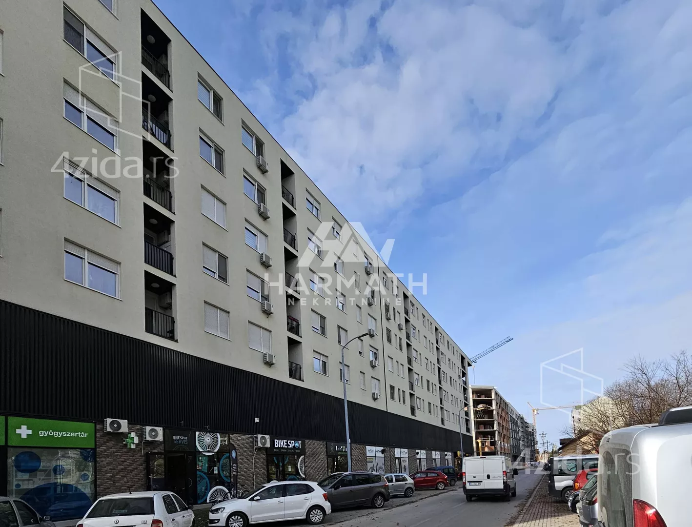 Jednoiposoban stan | 4zida