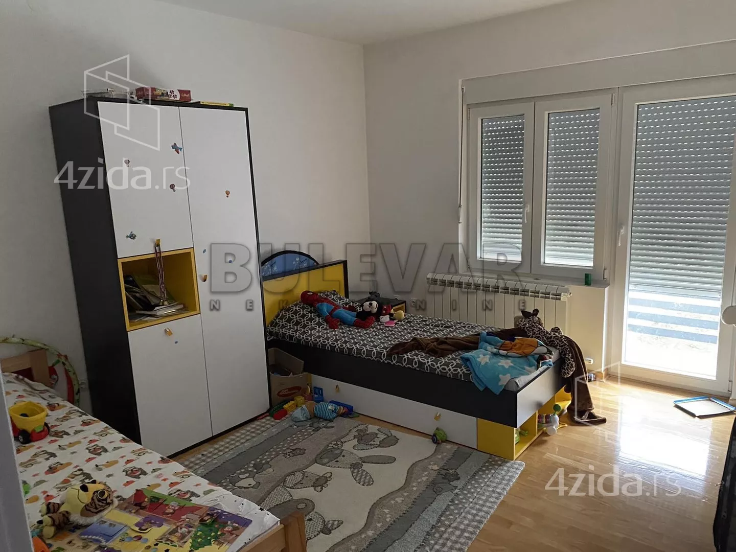 Dvoiposoban stan | 4zida