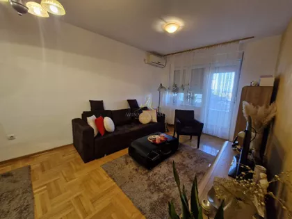 Vašarište | 4zida.rs