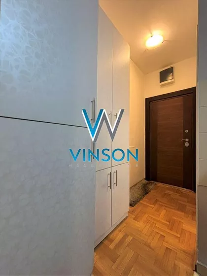 Jovana Subotića | 4zida.rs