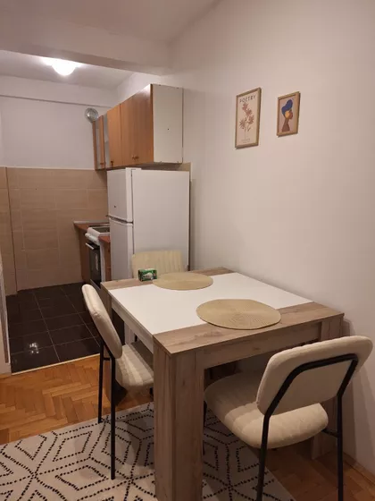 Karađorđeva 47 | 4zida.rs