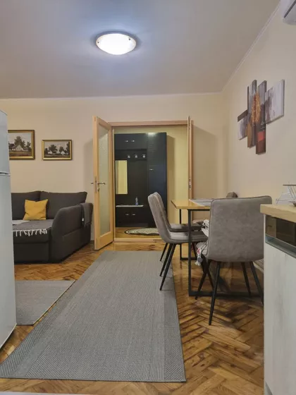 Skerlićeva | 4zida.rs