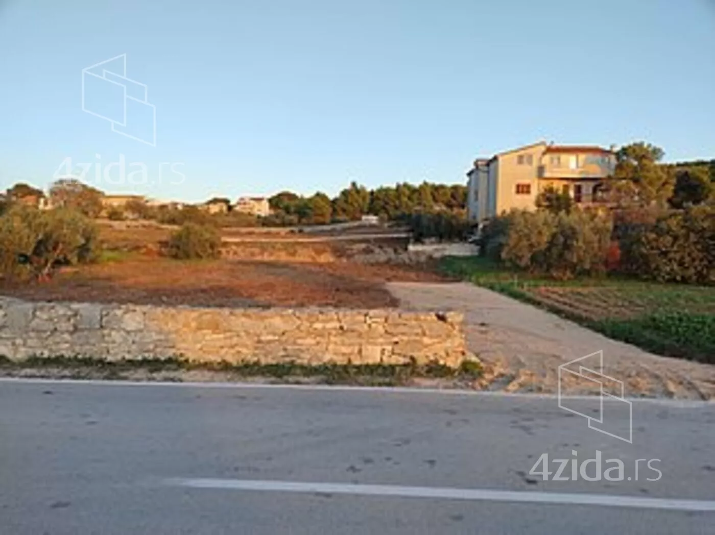 Garsonjera | 4zida