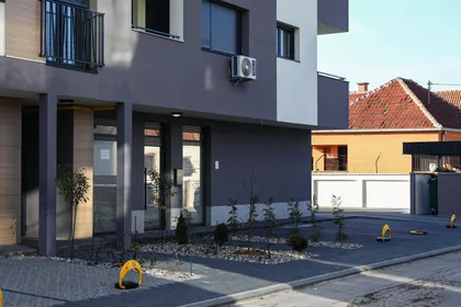 Bulevar Vuka Karadžića 44 | 4zida.rs