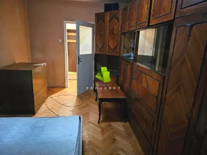 Crveni Pevac | 4zida.rs