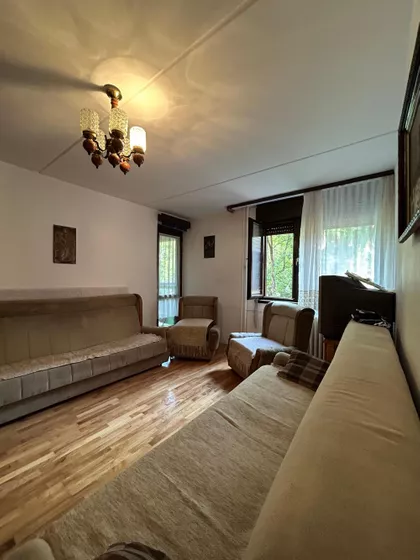 Višnjički venac | 4zida.rs