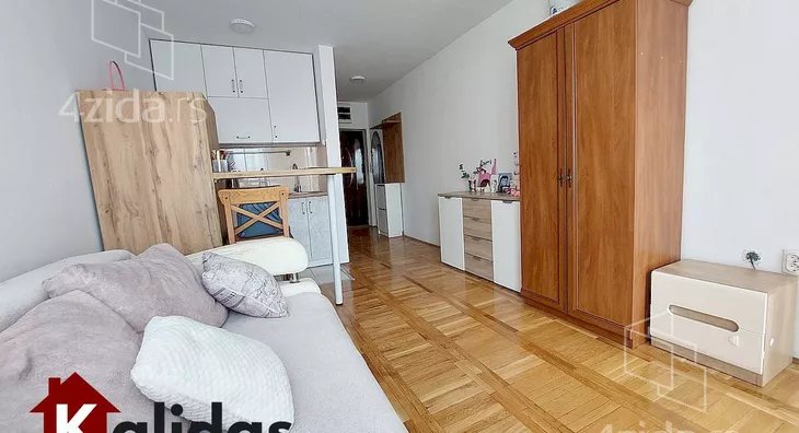 Garsonjera | 4zida