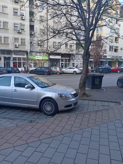 Cara Dušana | 4zida.rs