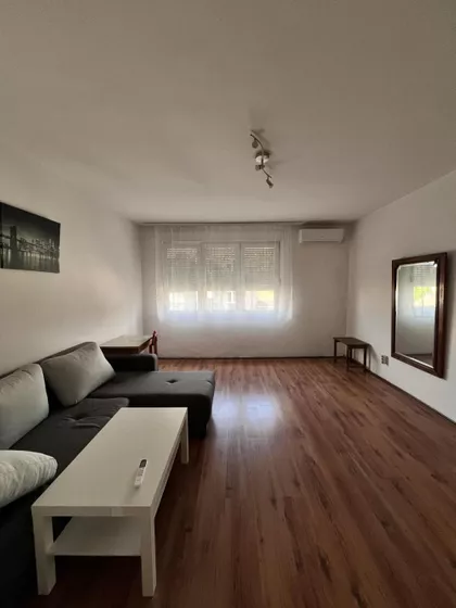 Sarajevska | 4zida.rs