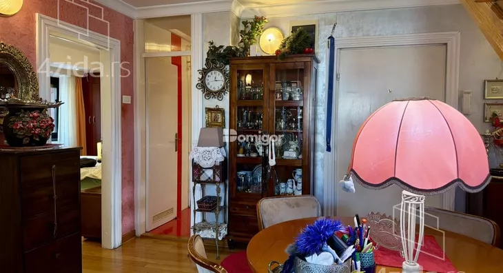 Četvoroiposoban stan | 4zida