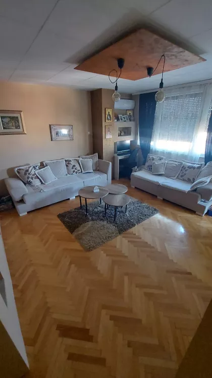 Bulevar Nemanjića, Delta | 4zida.rs