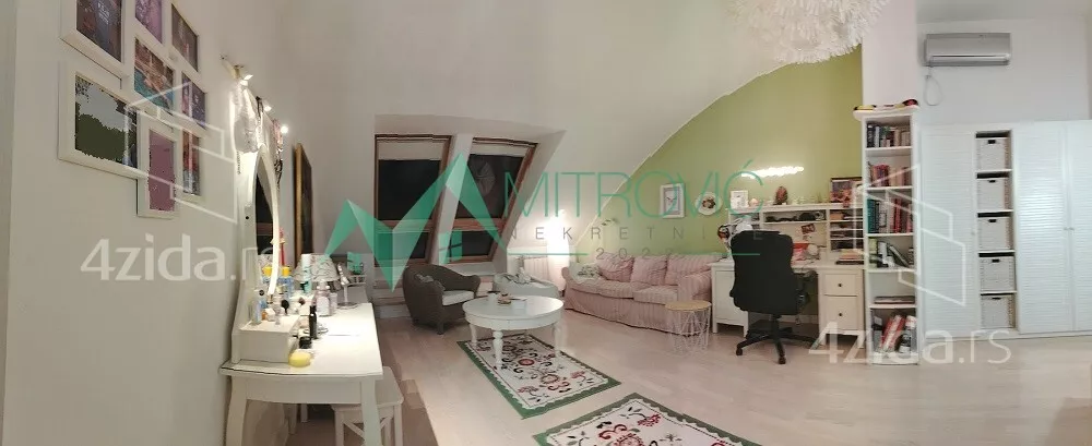 Petosoban stan | 4zida