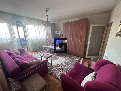 Karađorđeva | 4zida.rs