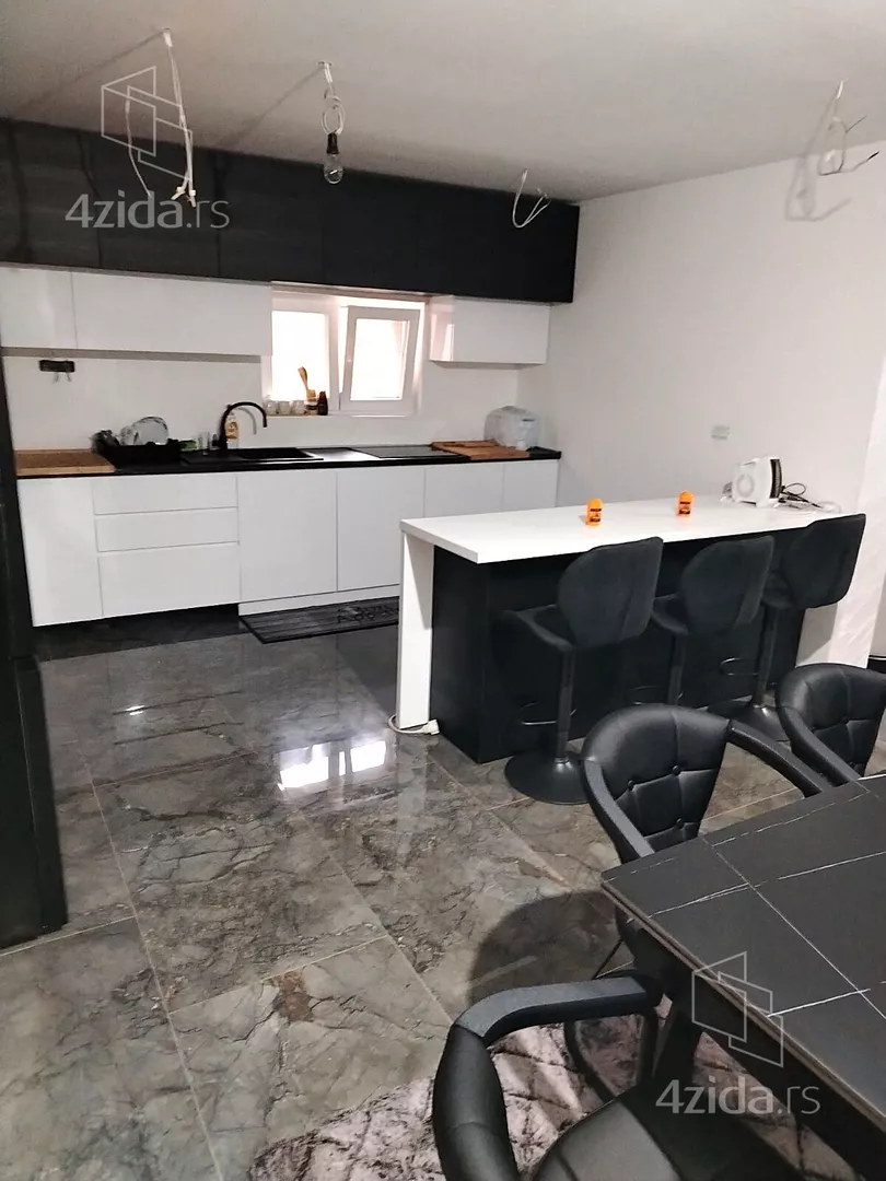 3-etažna kuća | 4zida