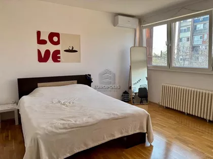 Vjekoslava Kovača | 4zida.rs