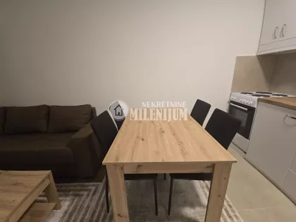 Surčinska | 4zida.rs