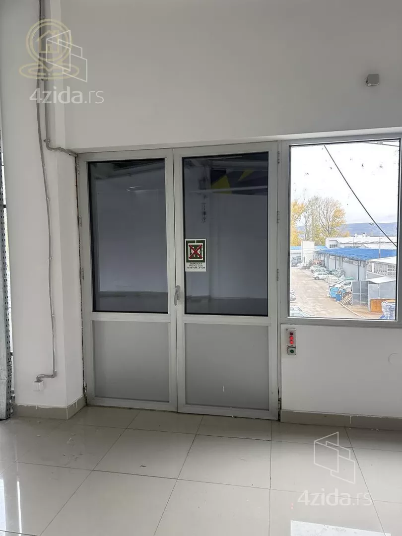 Poslovni prostor | 4zida