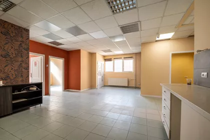 Ugrinovačka | 4zida.rs